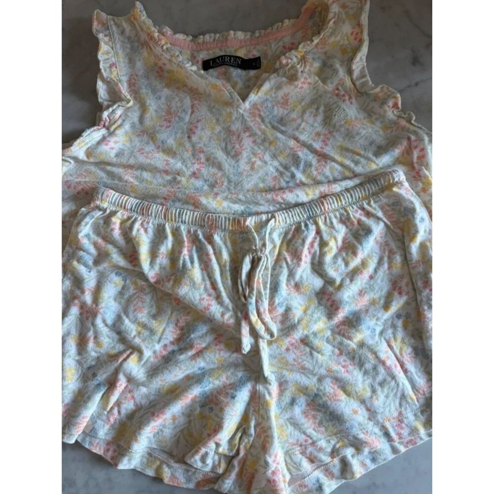 Lauren Ralph Lauren 2-Piece Floral Pajama Set - Ruffle Tank Top & Shorts Small